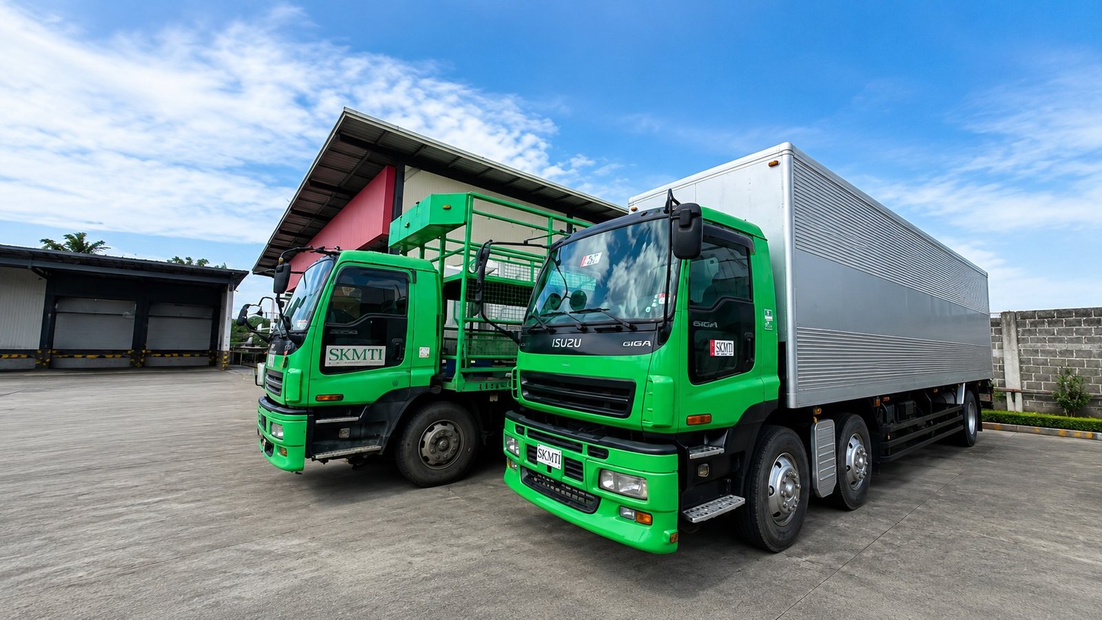 SKMTI commercial truck